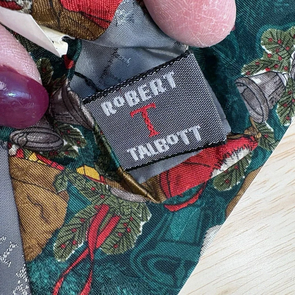 Vintage Robert Talbott for Guffey's Men's Green Santa Claus Christmas Silk Tie